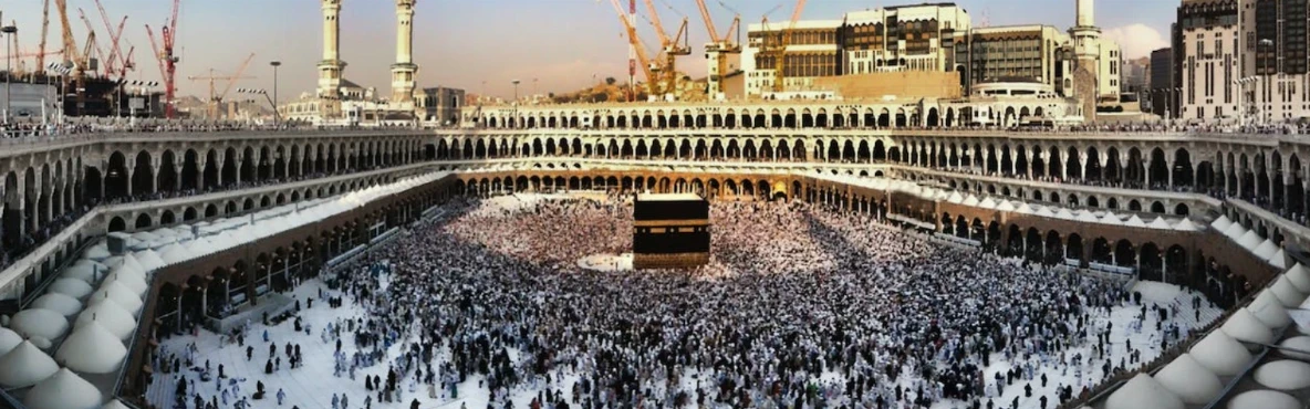 7 Must-Visit Masjids In Makkah